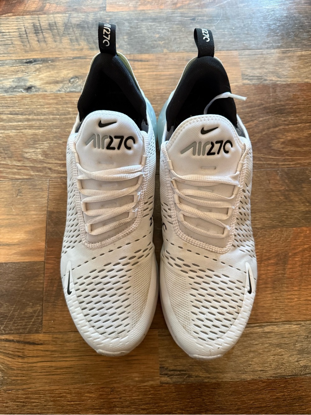 Nike Air270 Men’s White and Black Athletic Sneakers